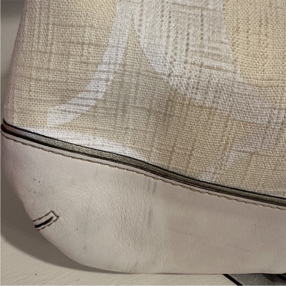 Coach Vintage Legacy Double Flap Handbag - Picture 8 of 15